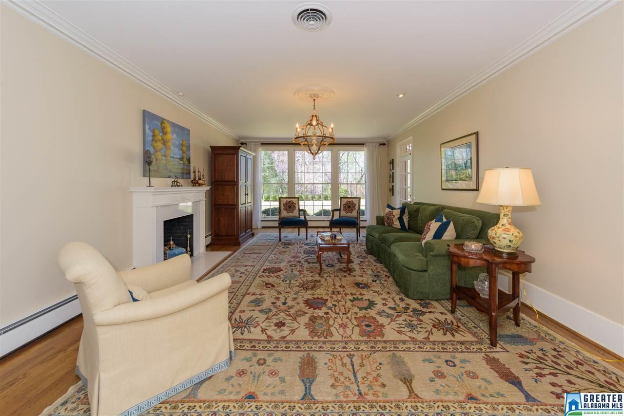3304 BRIARCLIFF RD, Mountain Brook, AL 35223