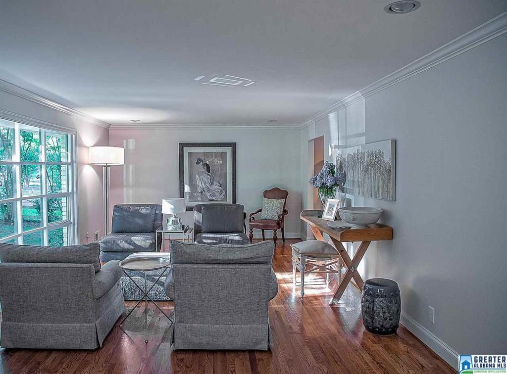 3669 Northcote Dr, Mountain Brook, AL 35223