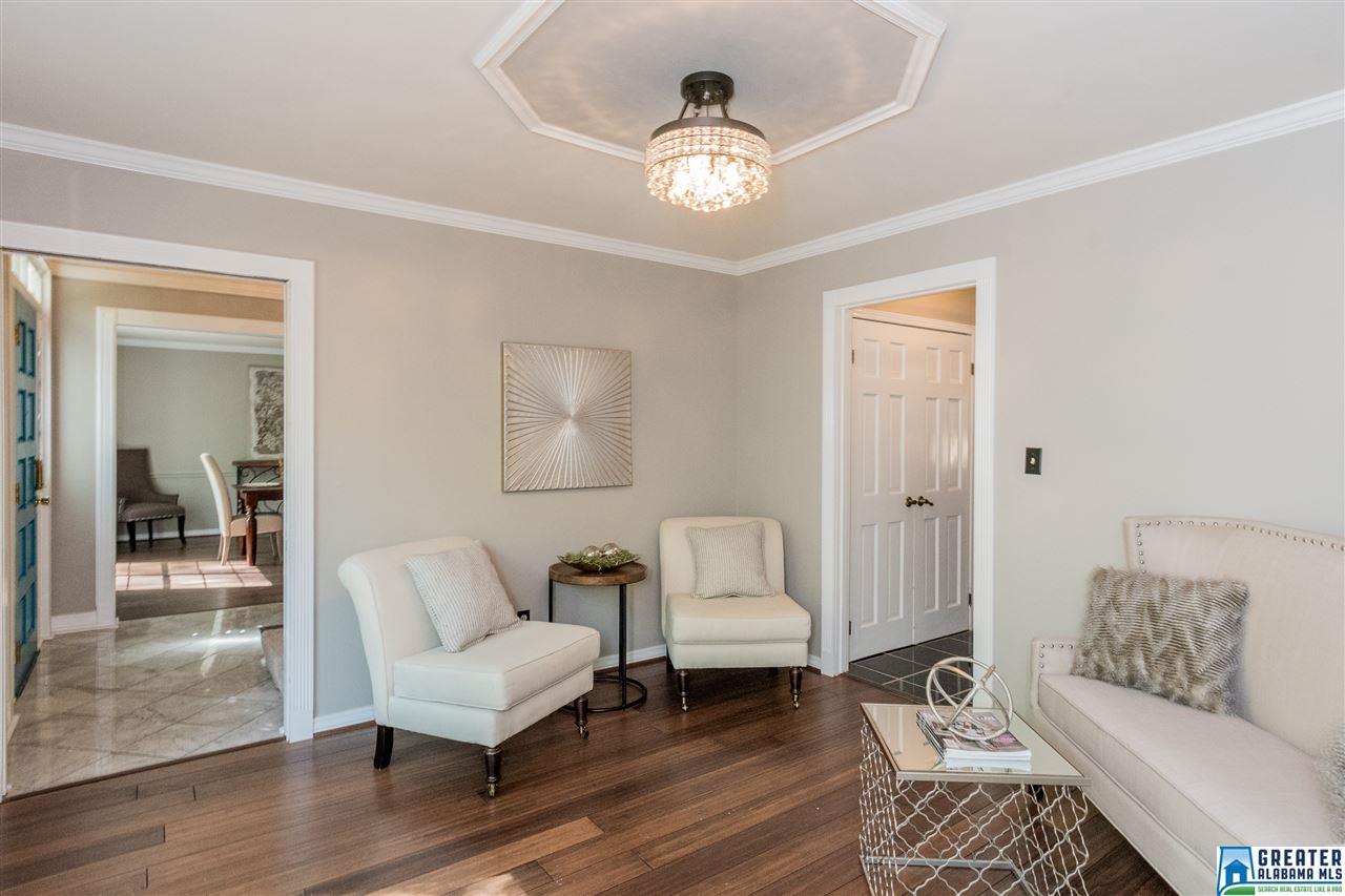 3672 BROOKWOOD RD, Mountain Brook, AL 35223