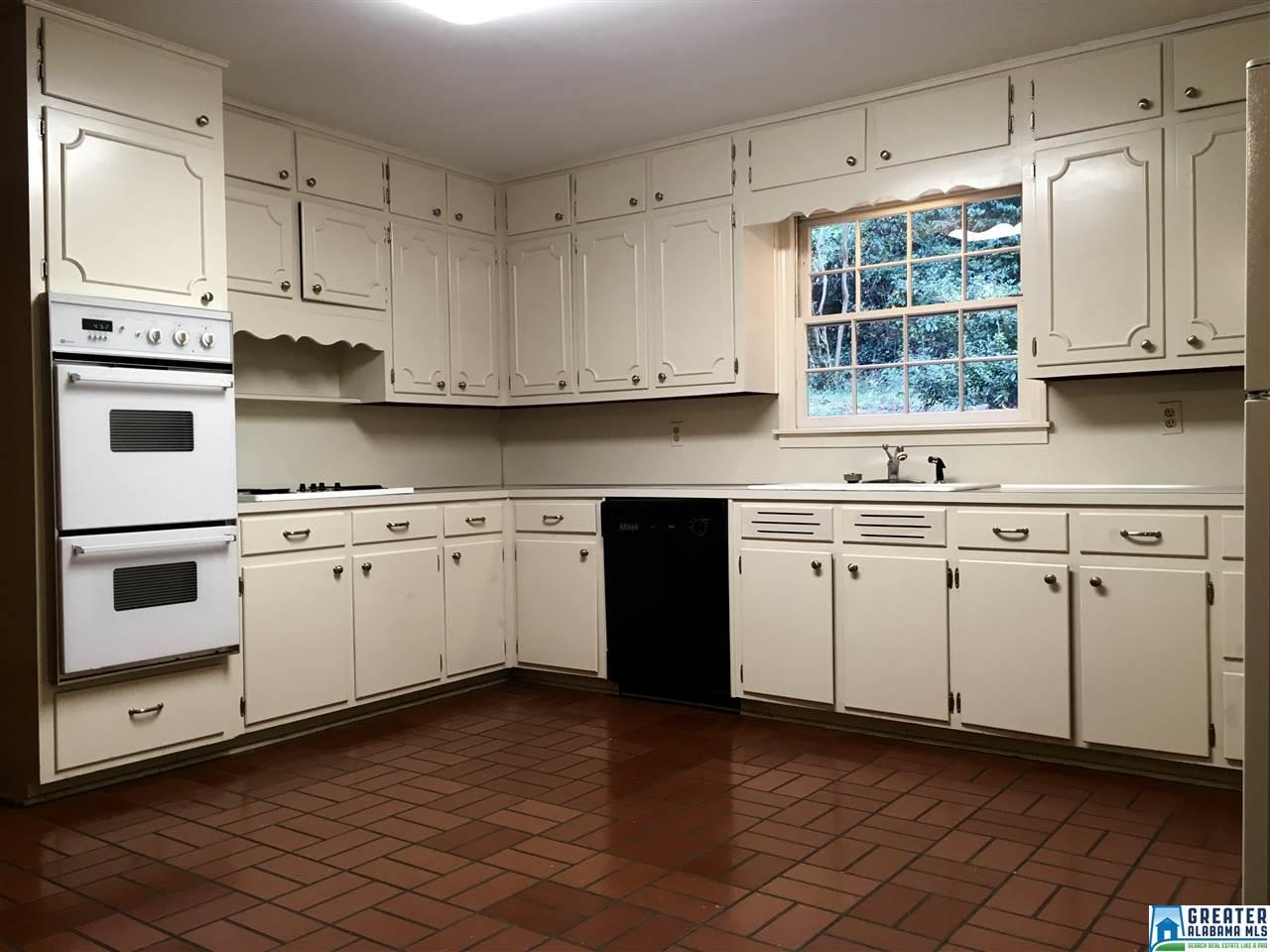 3335 BROOKWOOD RD, Mountain Brook, AL 35223