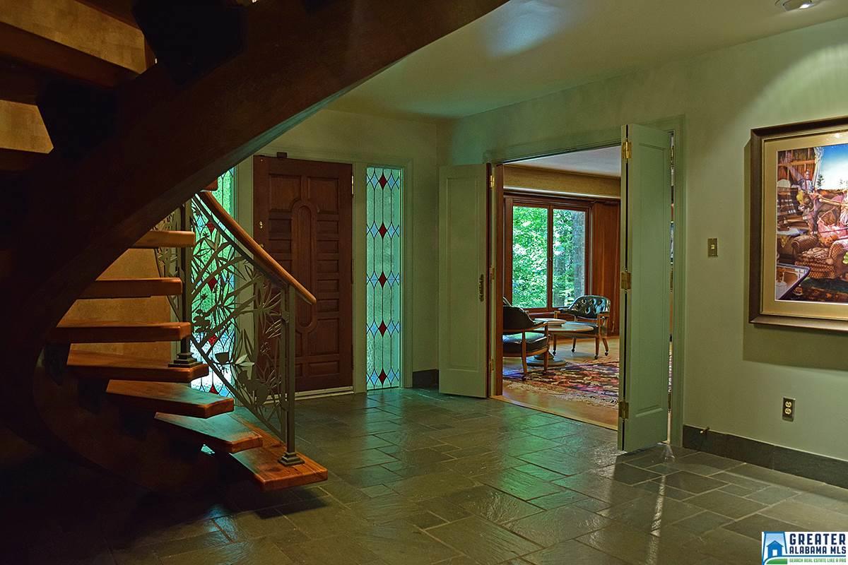 3343 BROOKWOOD RD, Mountain Brook, AL 35223