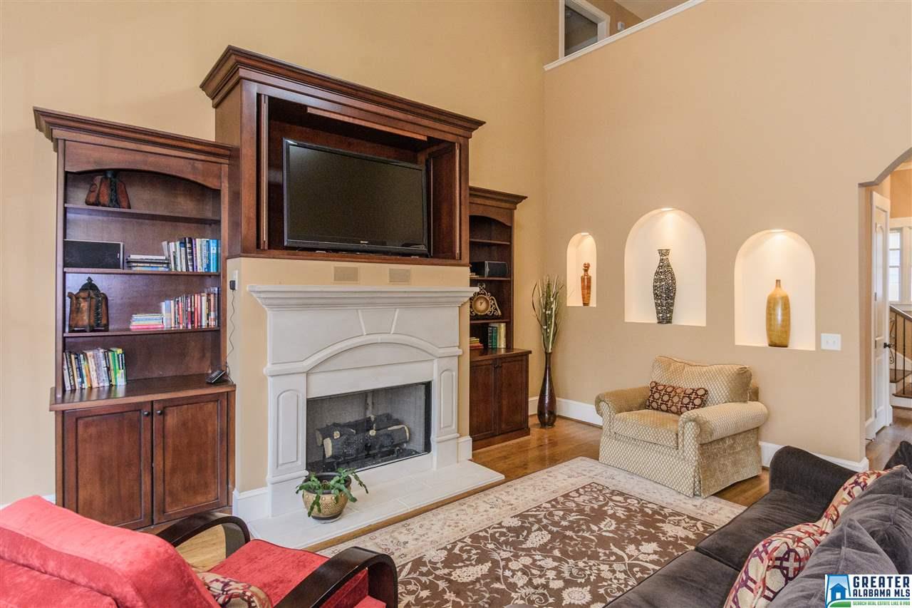 308 STONE BROOK CIR, Hoover, AL 35226