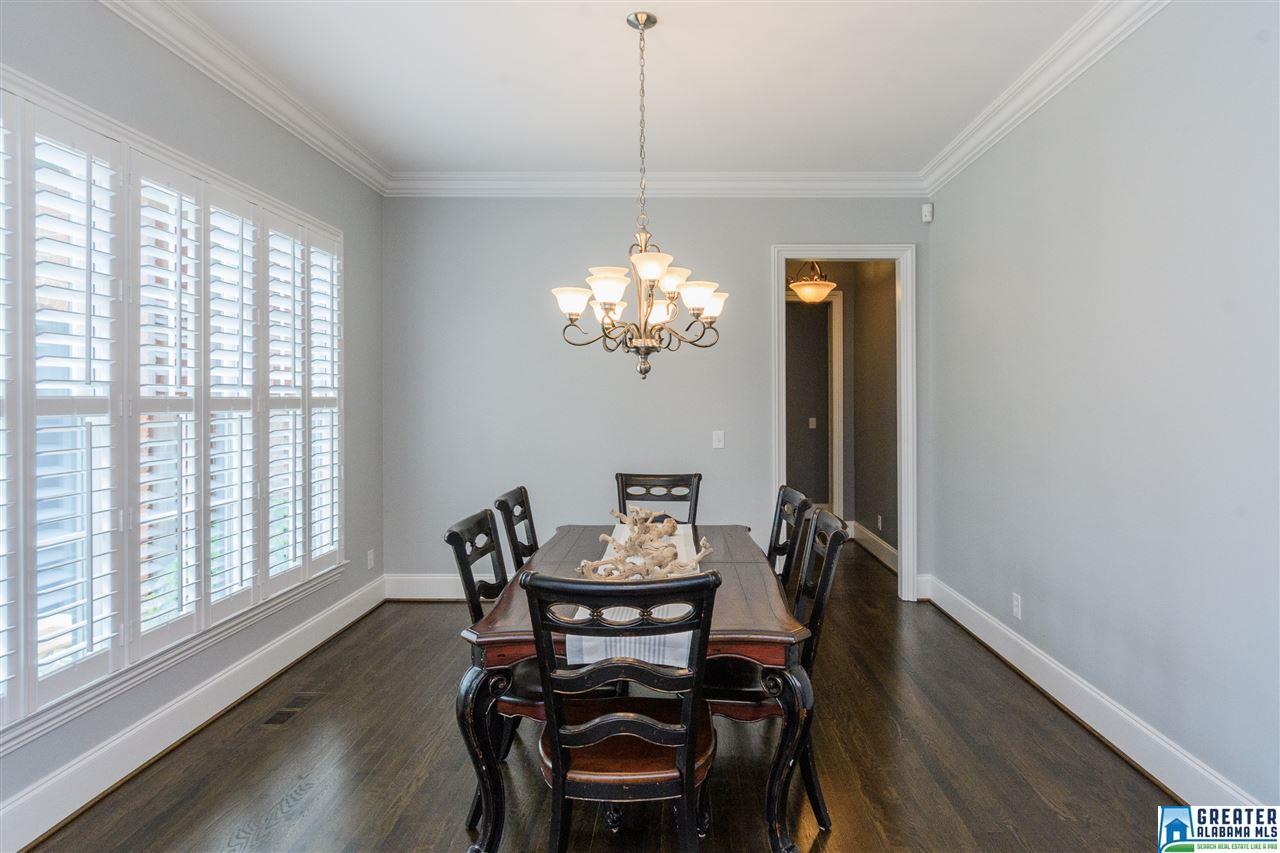2316 BELLEVUE CT, Hoover, AL 35226