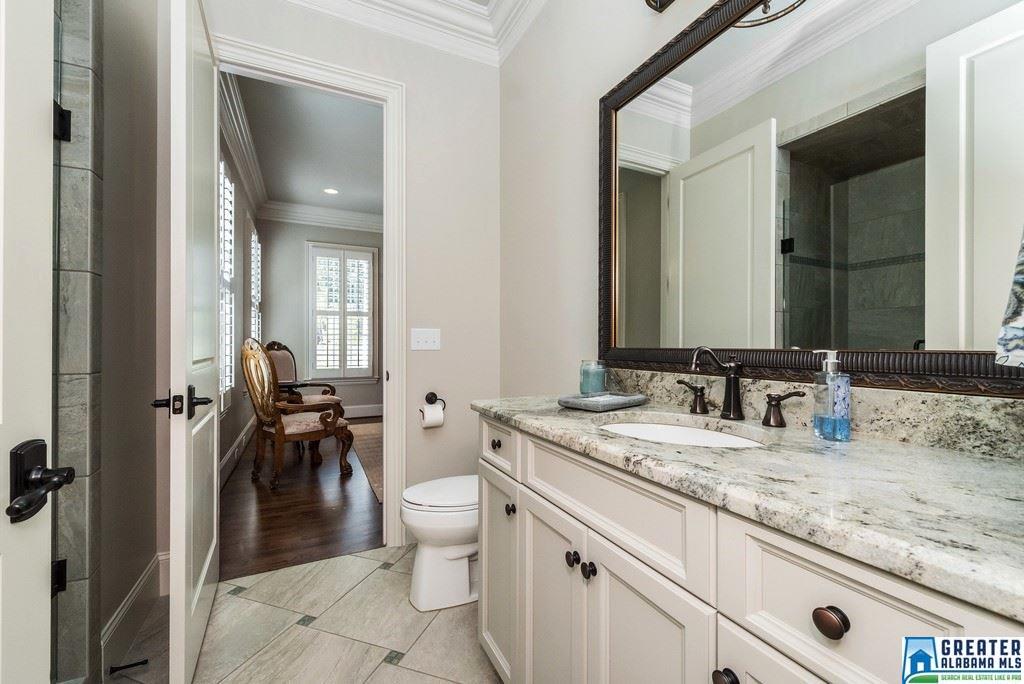 741 CHESTNUT PARK LN, Hoover, AL 35226