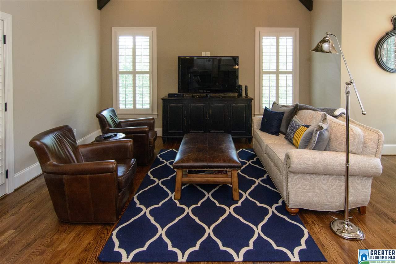 1438 HADDON PL, Hoover, AL 35226