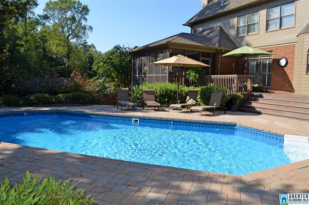 4118 HEATHERHEDGE LN, Hoover, AL 35226