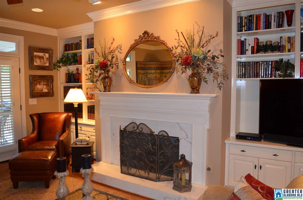 4118 HEATHERHEDGE LN, Hoover, AL 35226