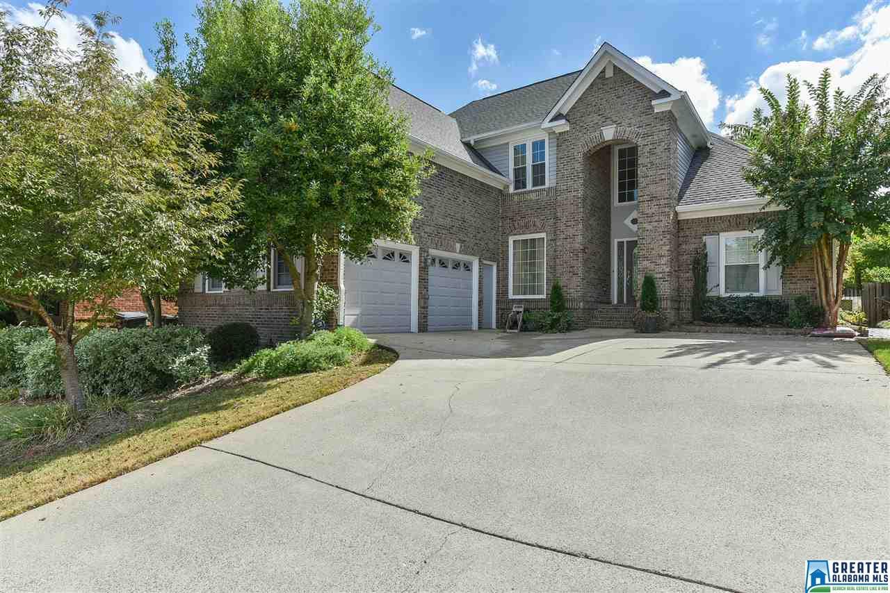 611 LONGWOOD PL, Vestavia Hills, AL 35226