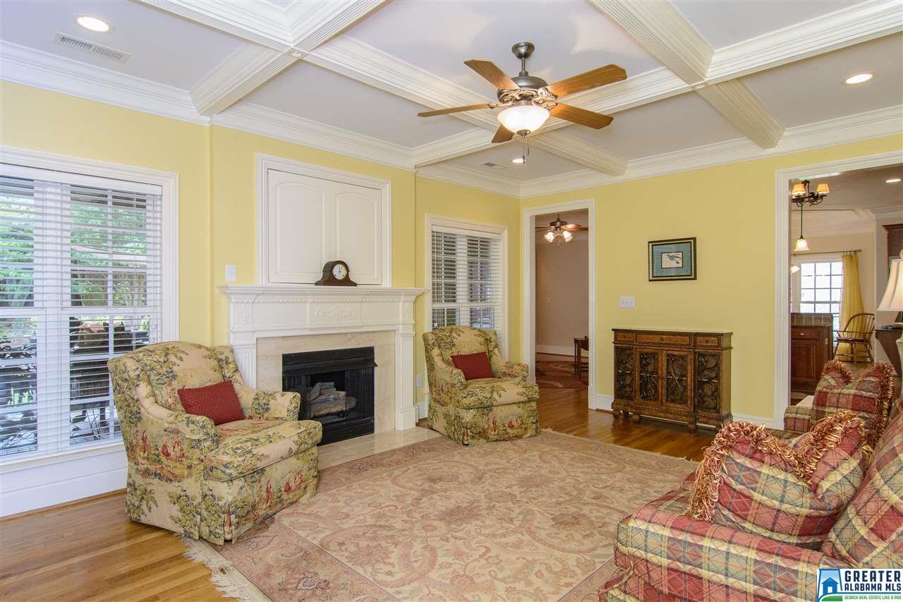 4941 CRYSTAL CIR, Hoover, AL 35226