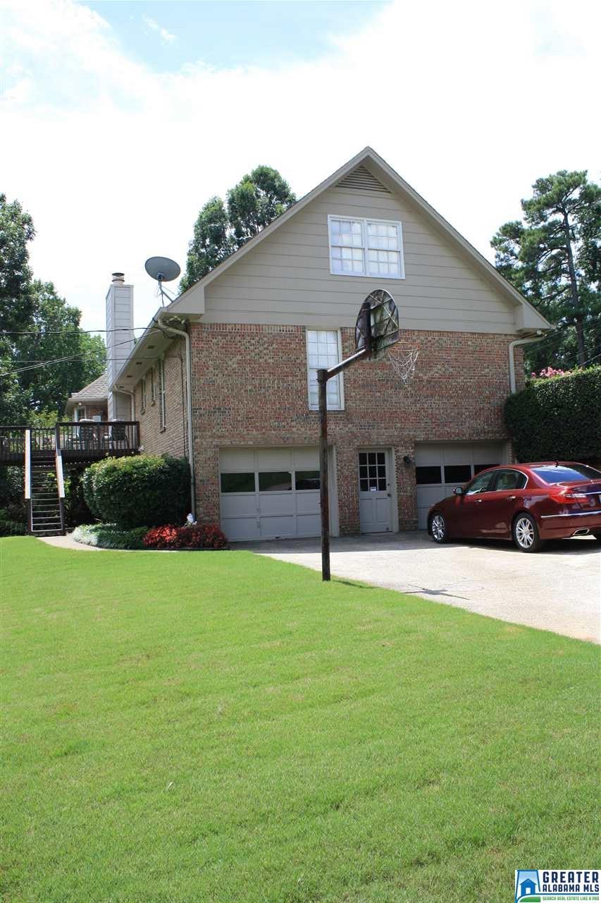 805 MILL RUN LN, Hoover, AL 35226