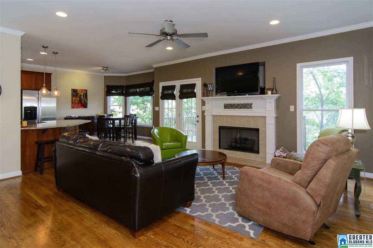 317 DELCRIS CT, Homewood, AL 35226