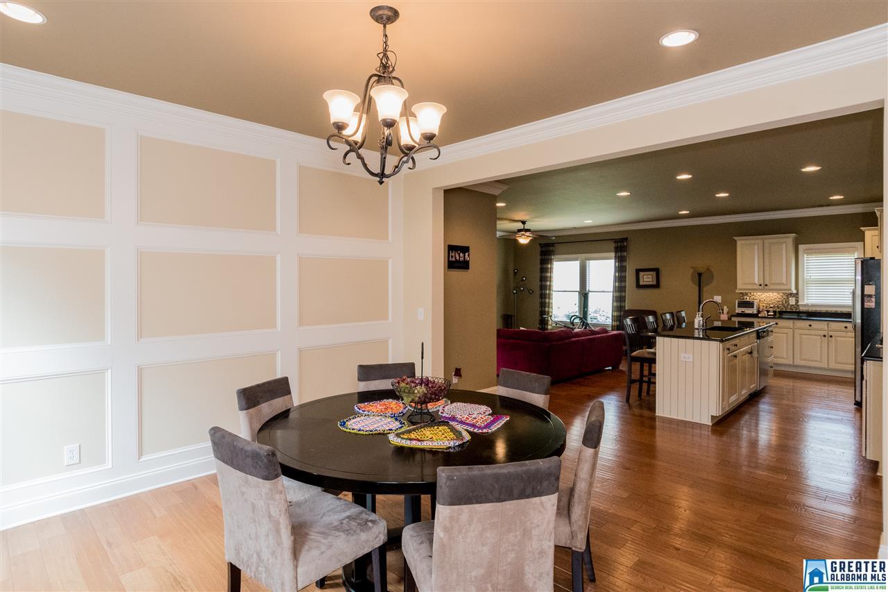 1354 CHAPEL ST, Hoover, AL 35226