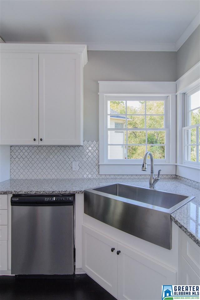 2525 HUNTINGTON PARC CT, Homewood, AL 35226