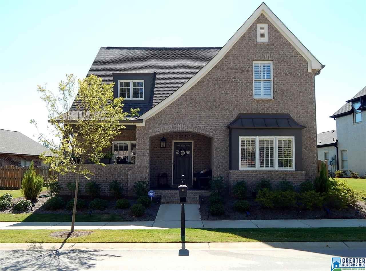 2711 MONTAUK RD, Hoover, AL 35226