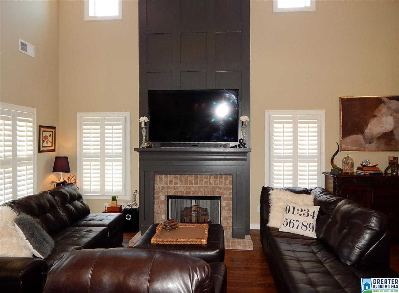 2711 MONTAUK RD, Hoover, AL 35226