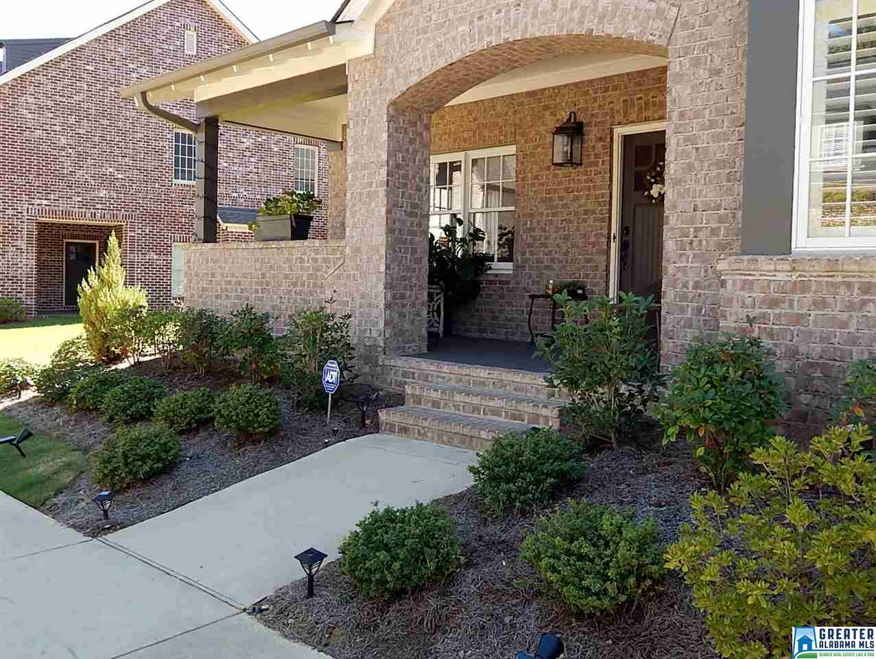 2711 MONTAUK RD, Hoover, AL 35226