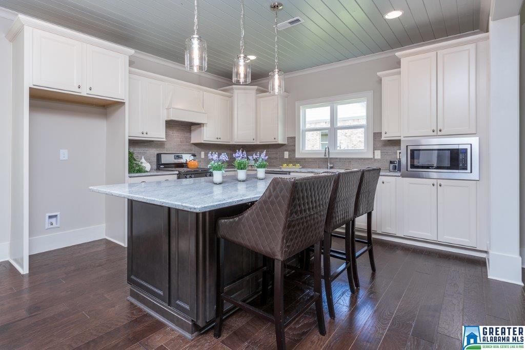 131 RIDGE PASS, Hoover, AL 35226