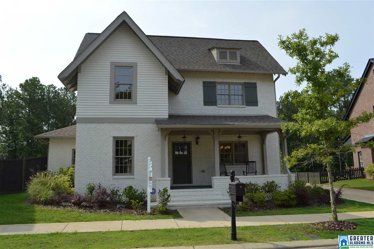 2414 NORTHAMPTON DR, Hoover, AL 35226