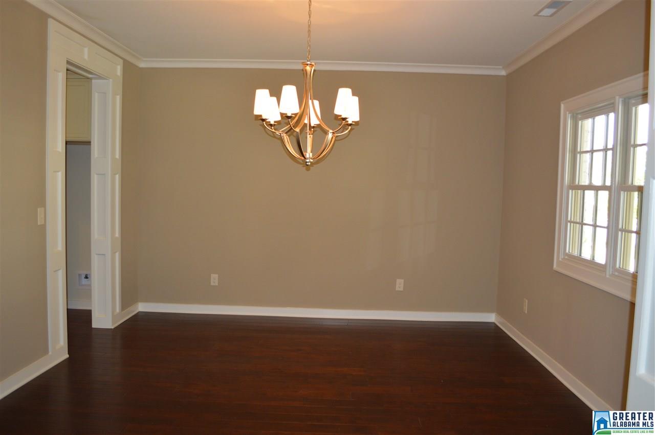 2414 NORTHAMPTON DR, Hoover, AL 35226