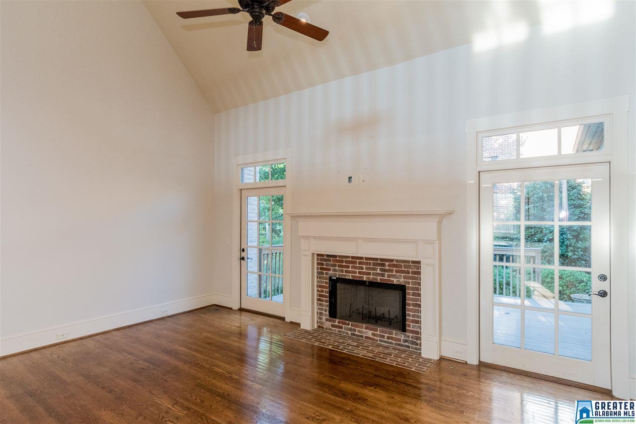 336 STONE BROOK CIR, Hoover, AL 35226
