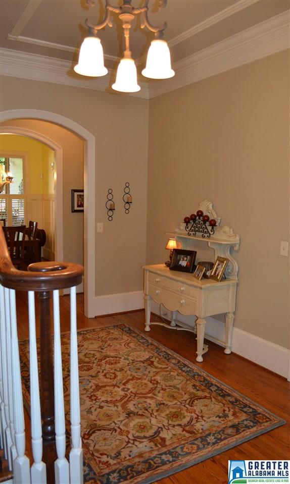 547 FOUNDERS PARK CIR, Hoover, AL 35226