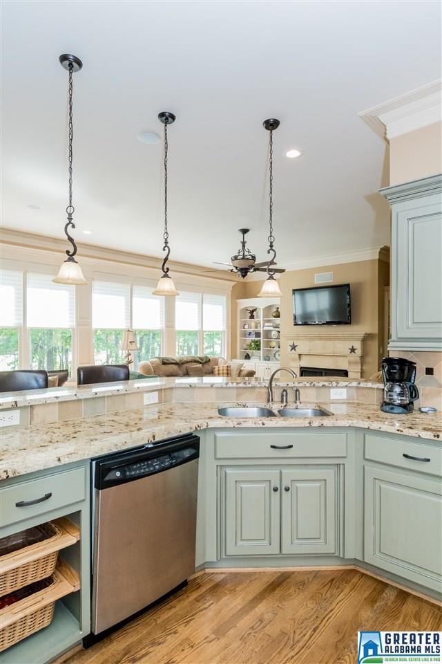 2456 GLASSCOTT POINT, Hoover, AL 35226