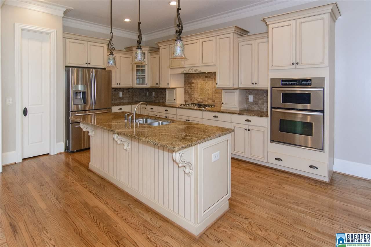 4418 VILLAGE GREEN WAY, Hoover, AL 35226