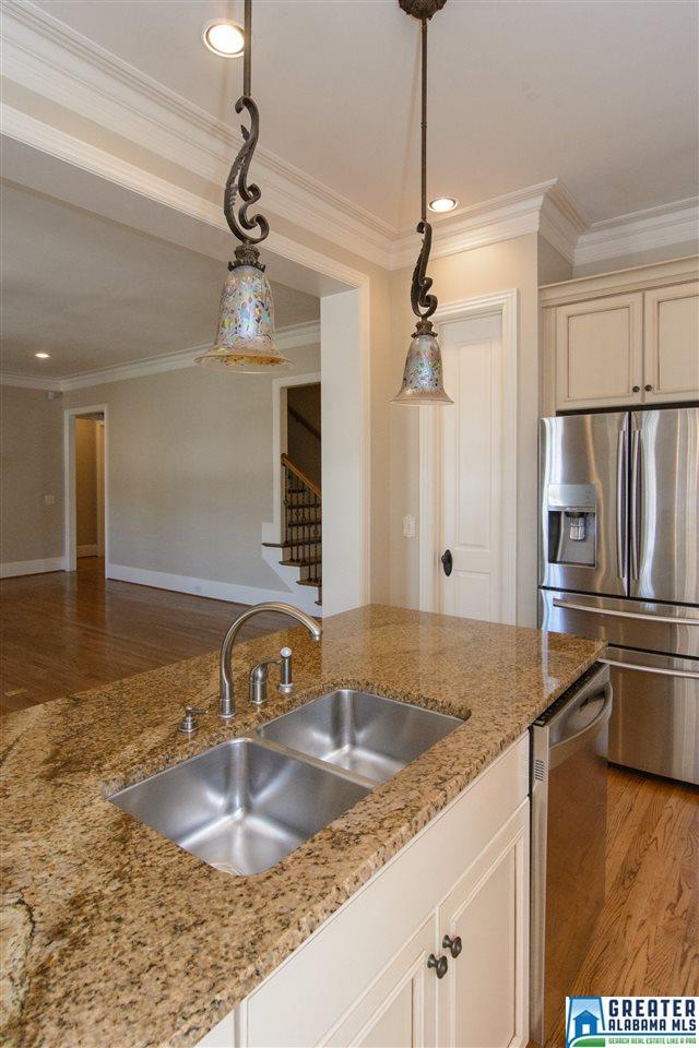 4418 VILLAGE GREEN WAY, Hoover, AL 35226