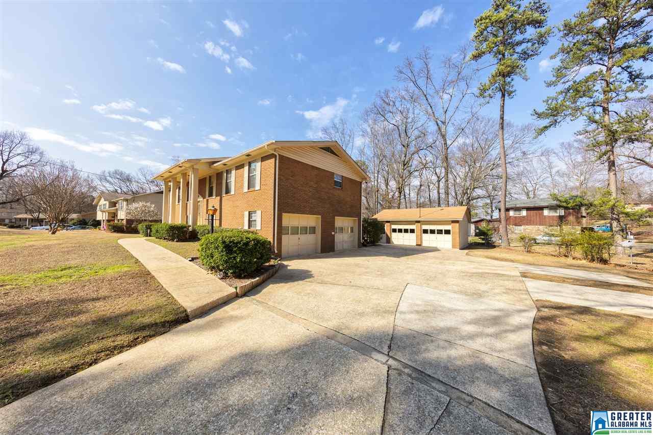 1428 PINE TREE DR, Birmingham, AL 35235