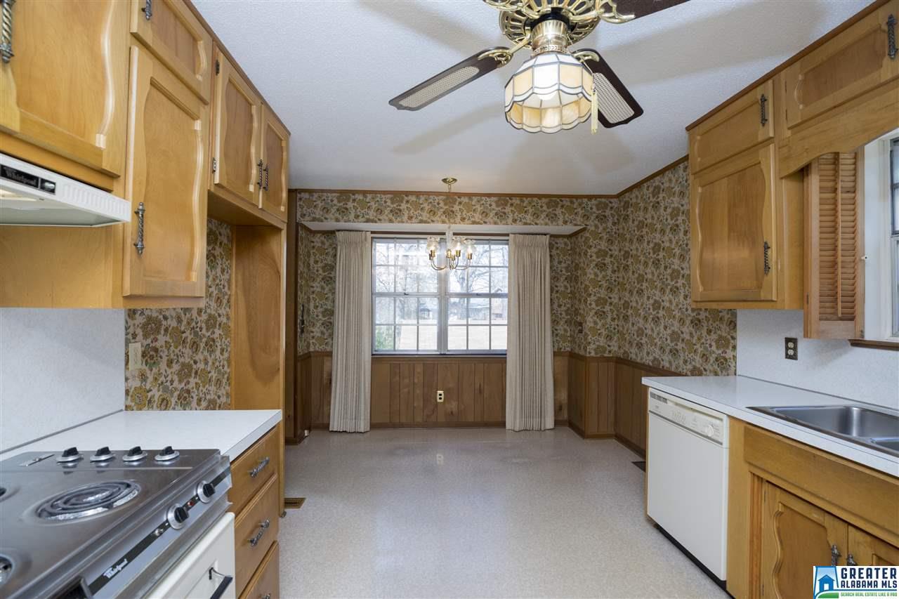 1428 PINE TREE DR, Birmingham, AL 35235