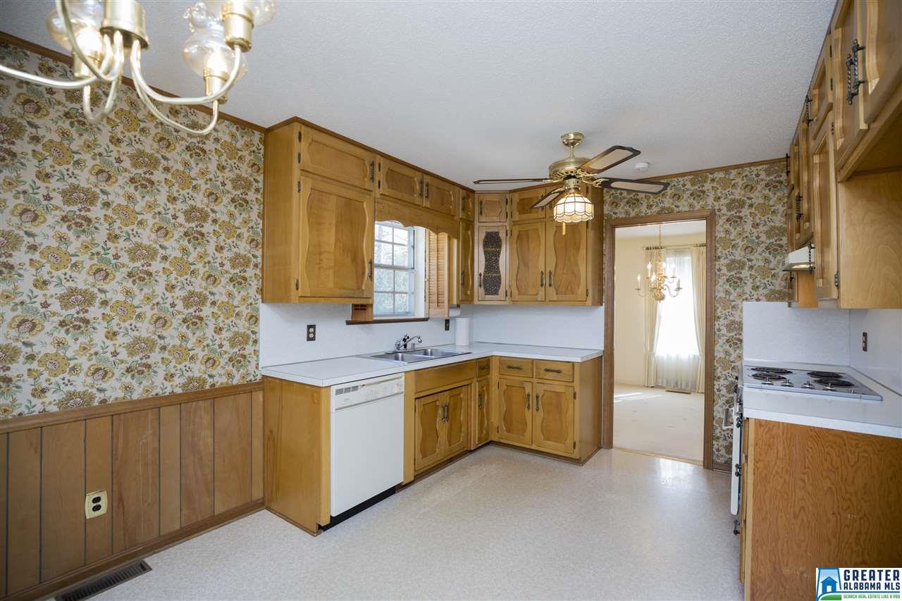1428 PINE TREE DR, Birmingham, AL 35235