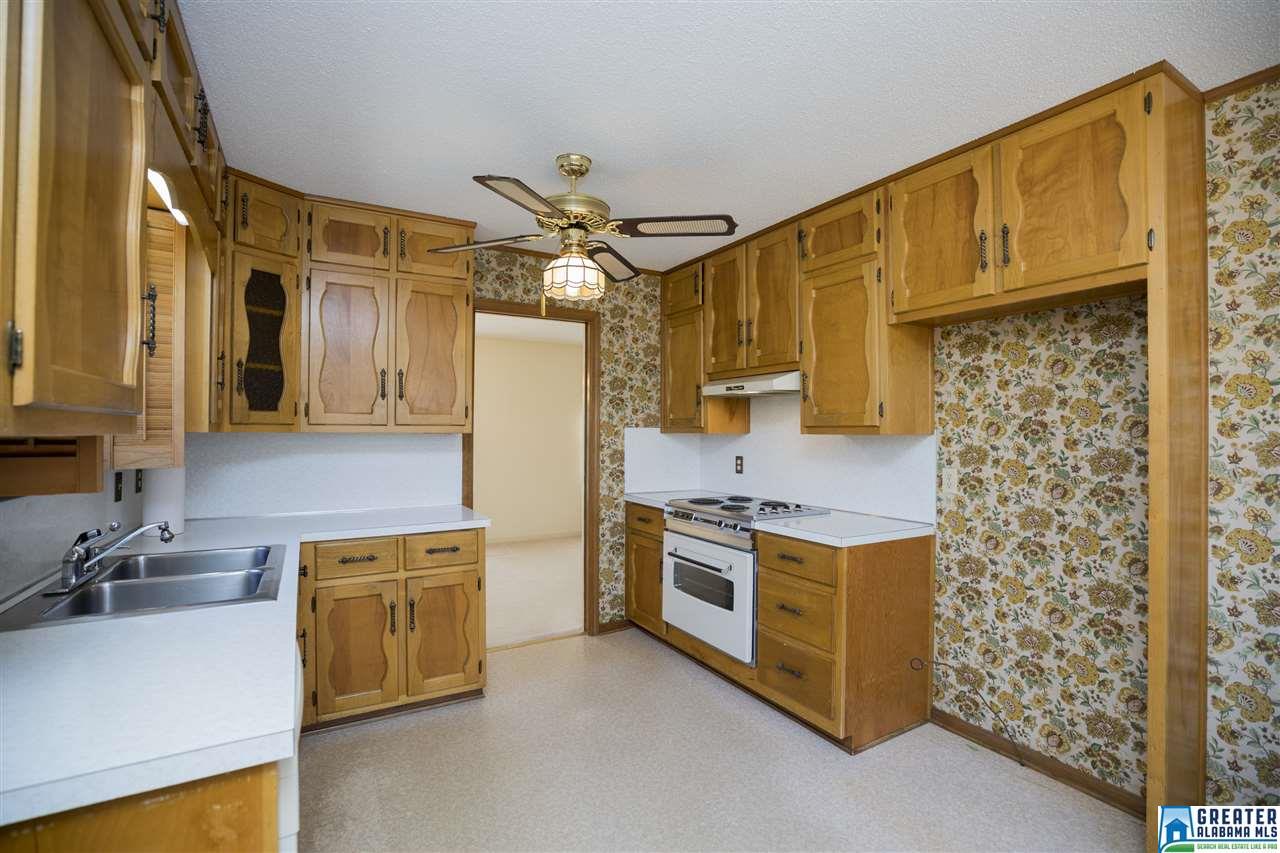 1428 PINE TREE DR, Birmingham, AL 35235