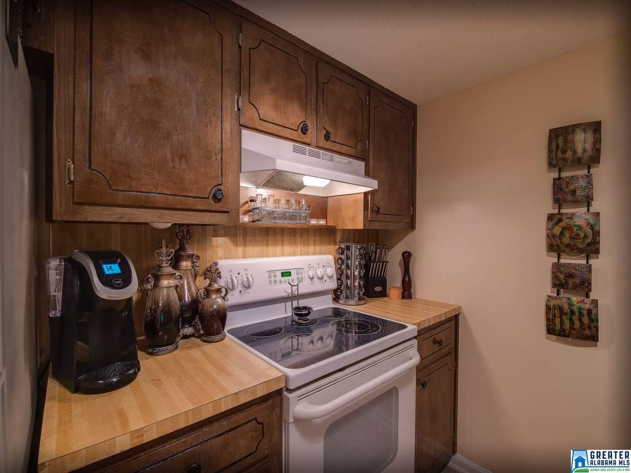 2436 HAMPSTEAD DR, Birmingham, AL 35235