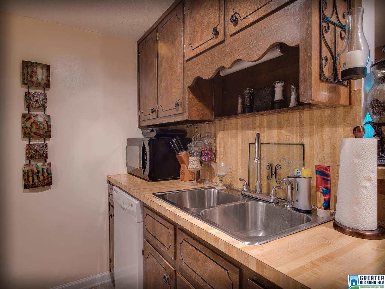 2436 HAMPSTEAD DR, Birmingham, AL 35235