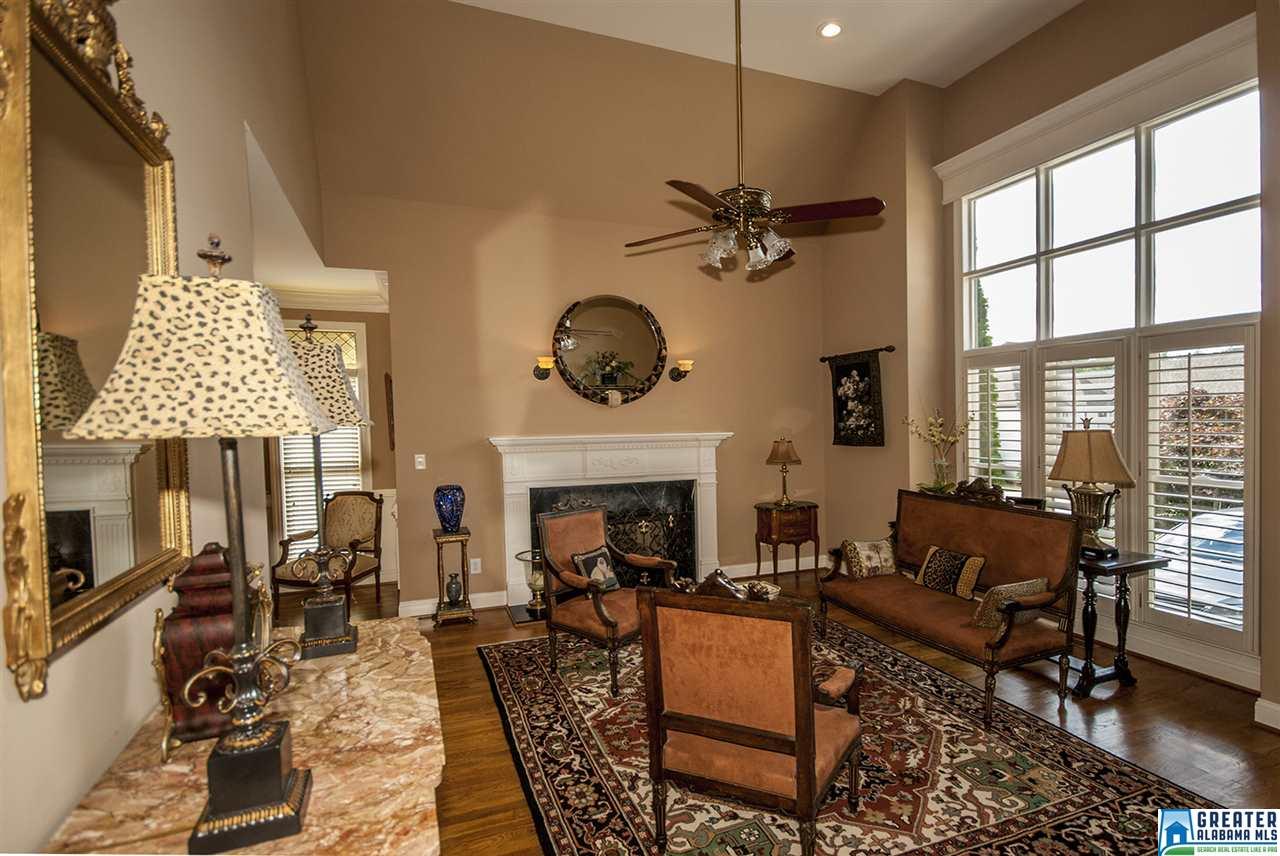 1144 BARKLEY LN, Hoover, AL 35242