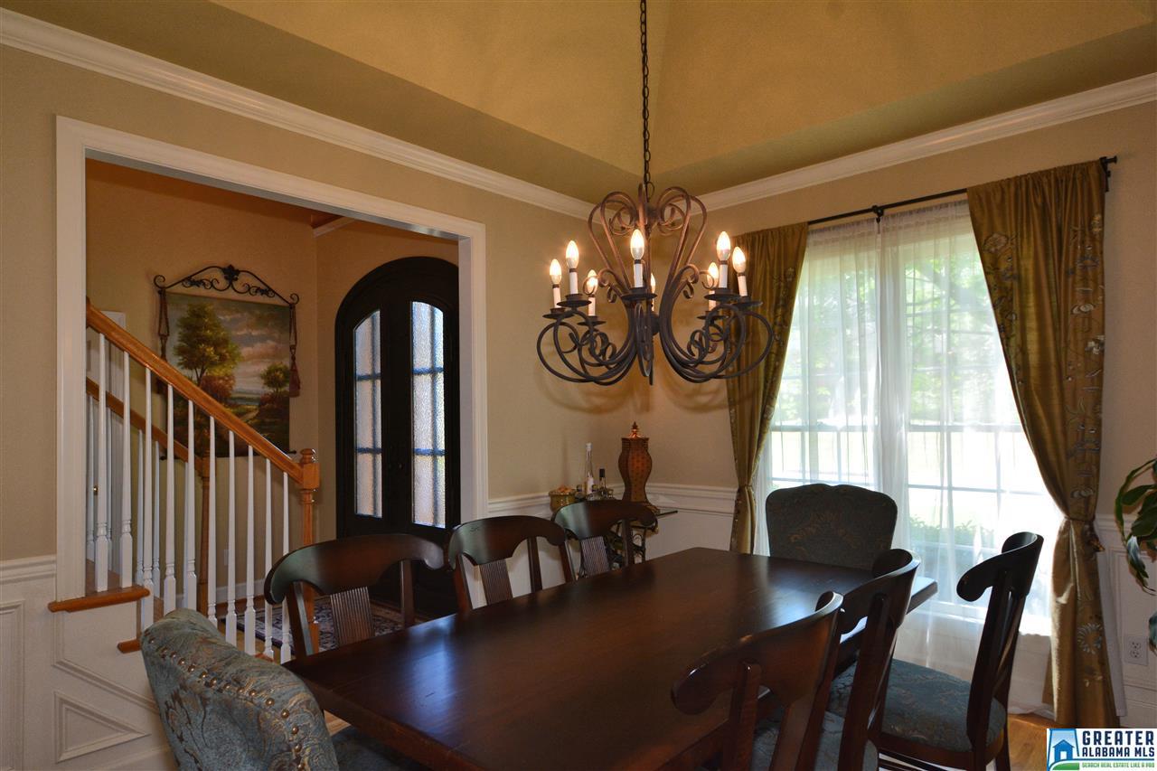 1030 KNOLLWOOD DR, Birmingham, AL 35242