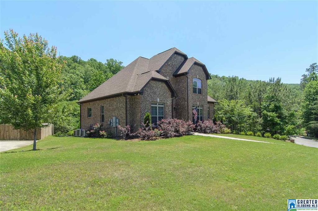6046 Eagle Point Circle, Birmingham, AL 35242