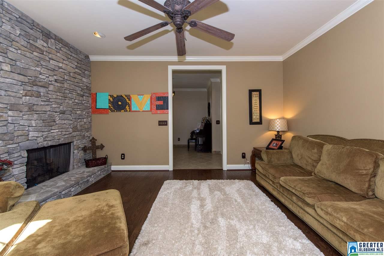 1111 HARDWOOD COVE RD, Hoover, AL 35242
