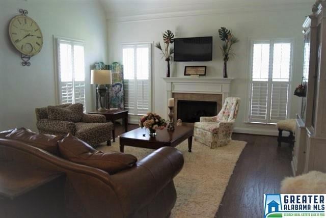 1236 Braemer Ct, Hoover, AL 35242
