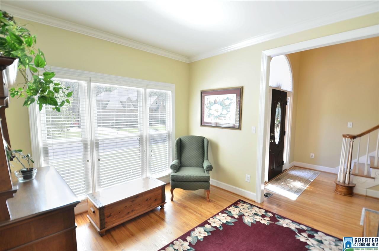 1017 EAGLE CREST CIR, Birmingham, AL 35242