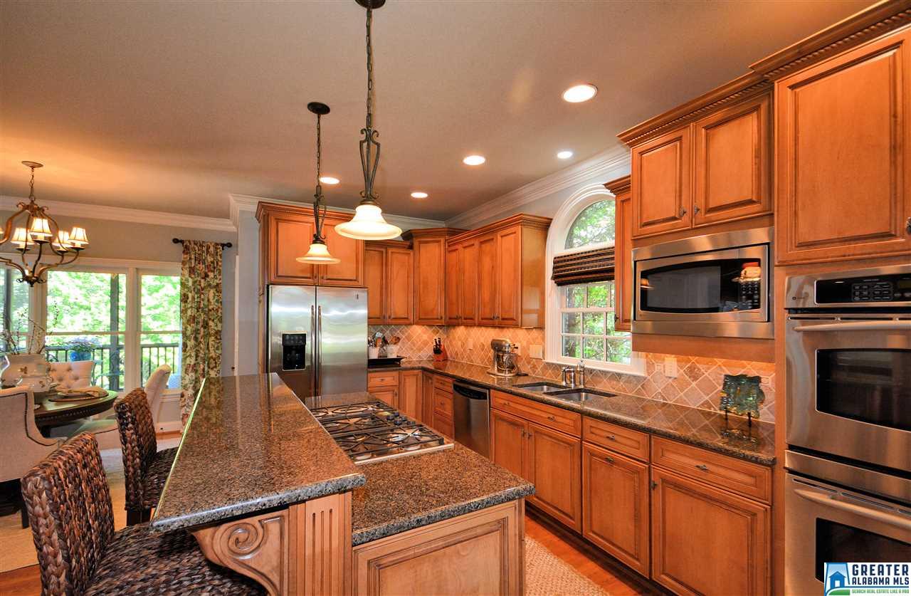 1017 HIGHLAND PARK PL, Birmingham, AL 35242