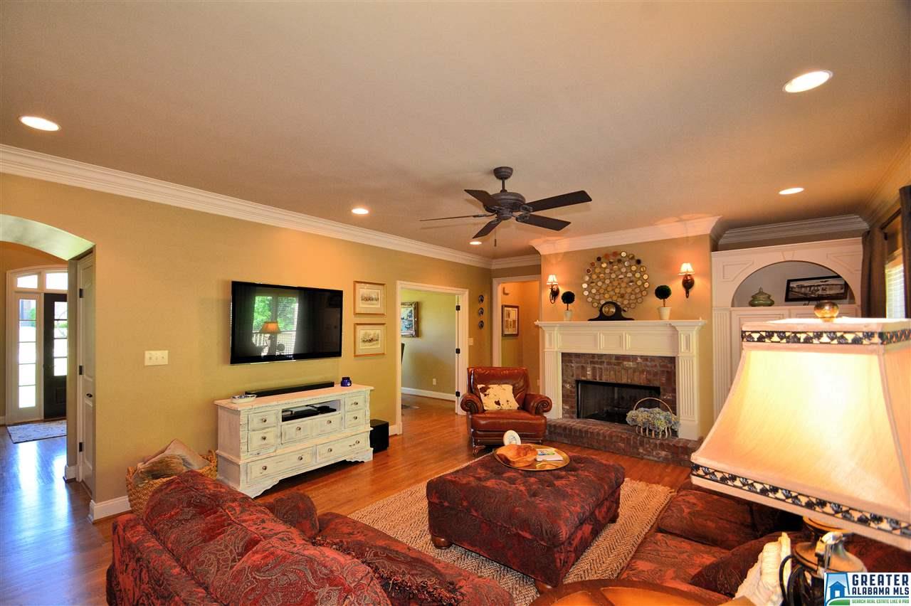 1017 HIGHLAND PARK PL, Birmingham, AL 35242