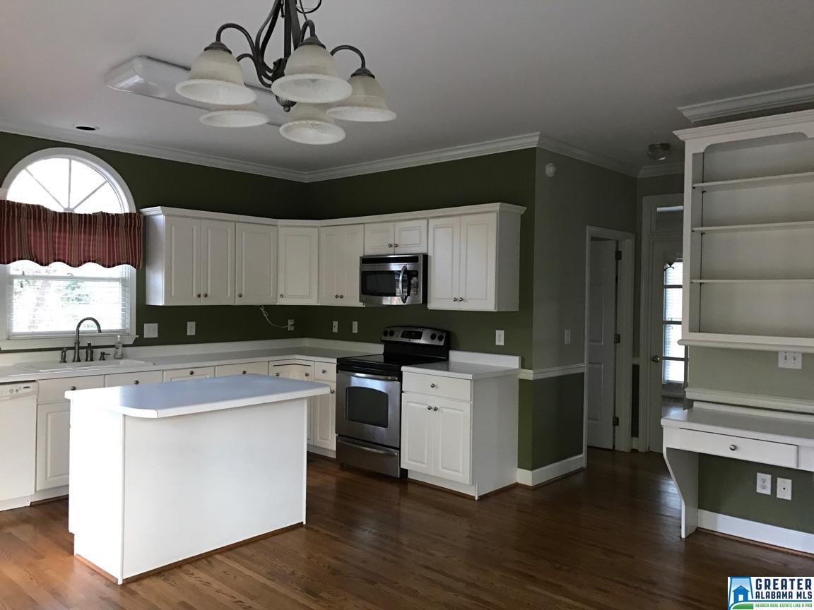 2016 FOREST MEADOWS CIR, Birmingham, AL 35242