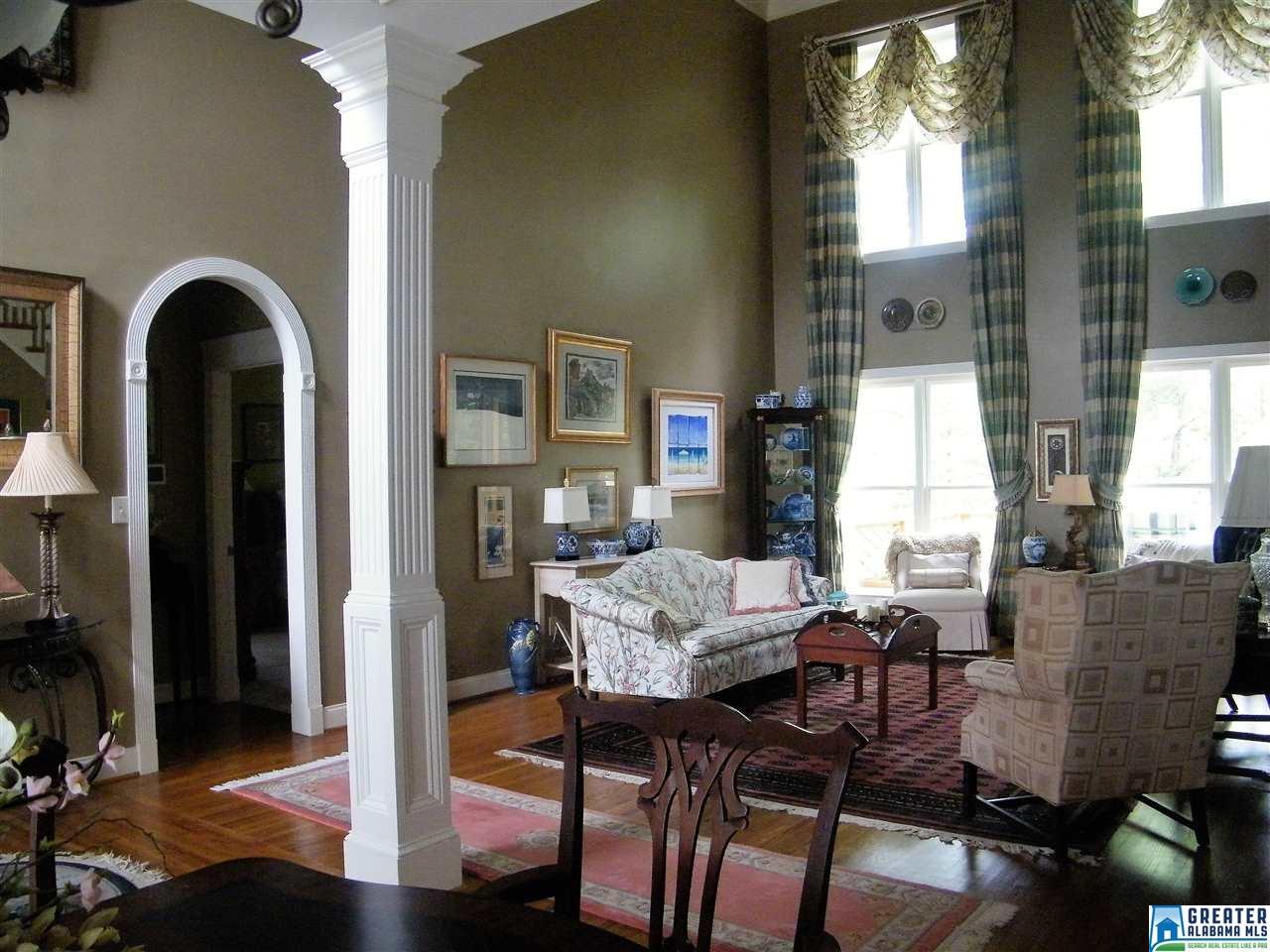 1018 FAIRMONT CIR, Birmingham, AL 35242