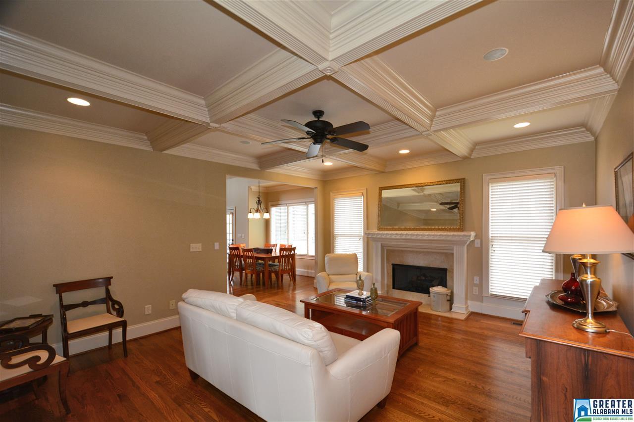1010 PARKWOOD RD, Birmingham, AL 35242