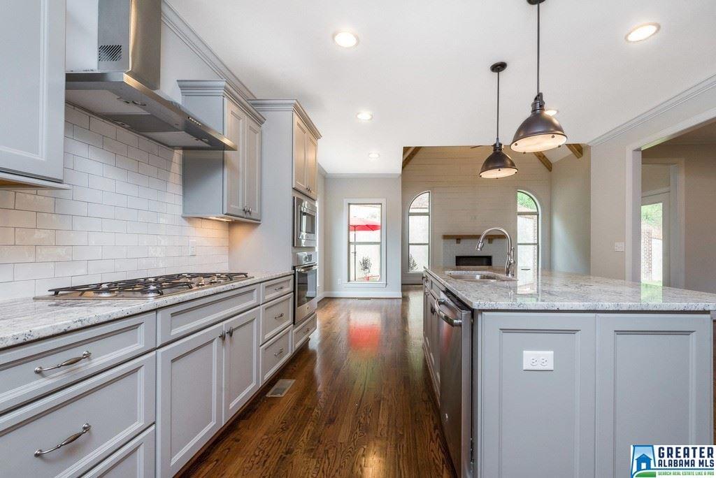 1030 EAGLE MOUNTAIN LN, Birmingham, AL 35242