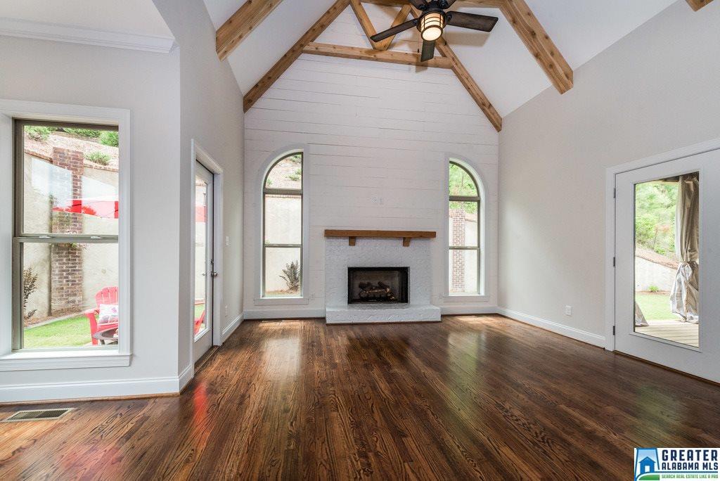 1030 EAGLE MOUNTAIN LN, Birmingham, AL 35242