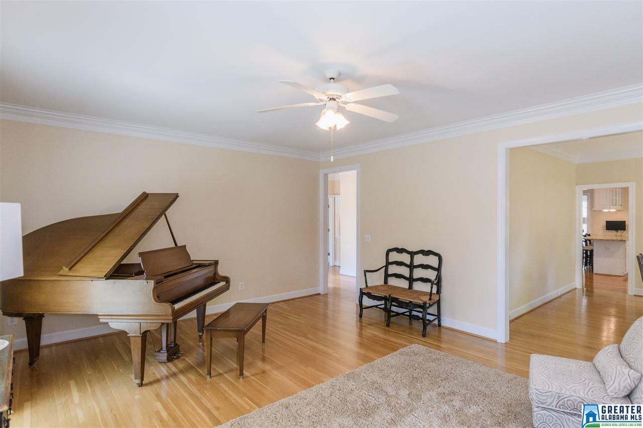 7129 LAKE RUN CIR, Vestavia Hills, AL 35242