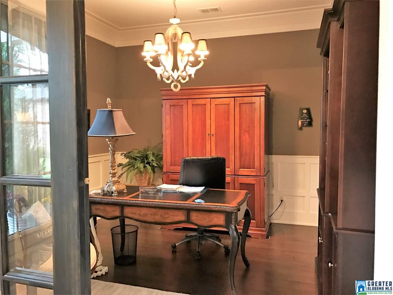 1051 HIGHLAND VILLAGE TRL, Birmingham, AL 35242