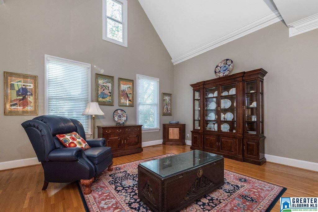 1317 COVE LAKE CIR, Hoover, AL 35242